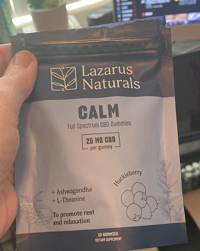 Got this today and tried 1 few hrs ago. It helps 👍🏻 #cbd #cbdgummies