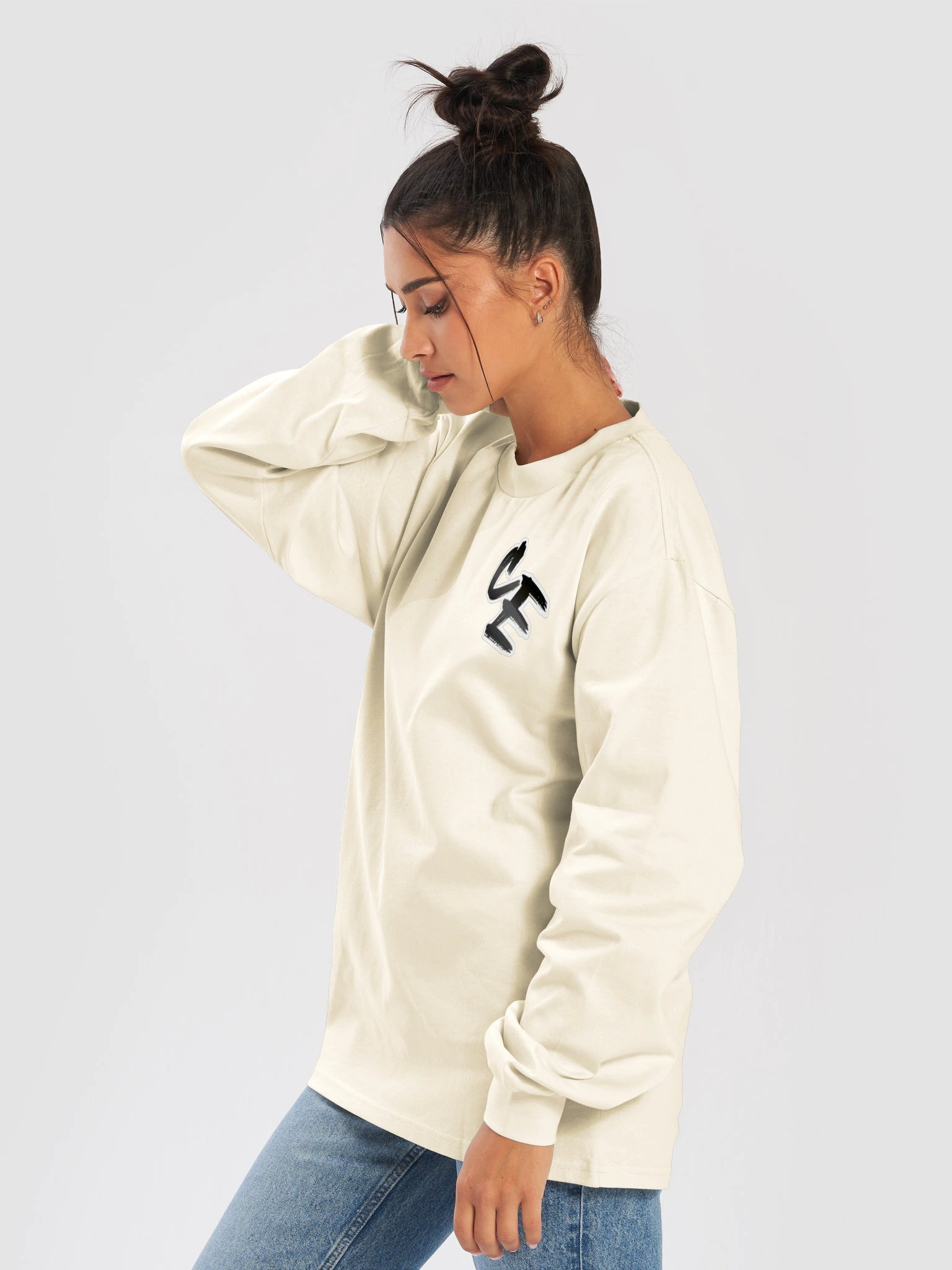 B&W Graphic Pullover (Cream/Dark Green) product image (3)