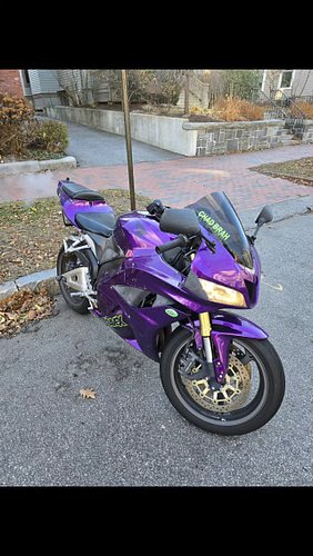 So here is the official transformation... after years of hard work, planning, designing and patience... my dream bike is real...