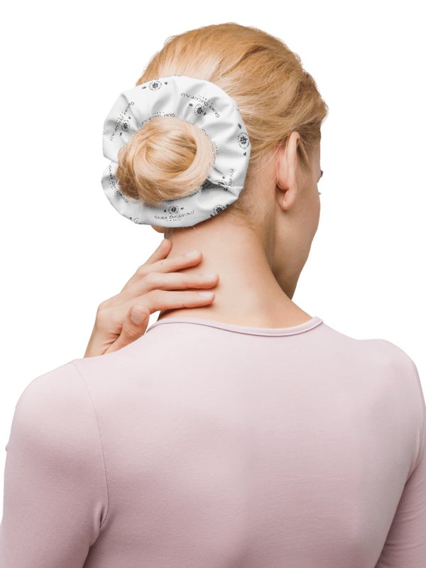 Scrunchie in Stoffa “Gabry Giacopino Clothing Line” – Stile e Comfort per Ogni Occasione product image (1)