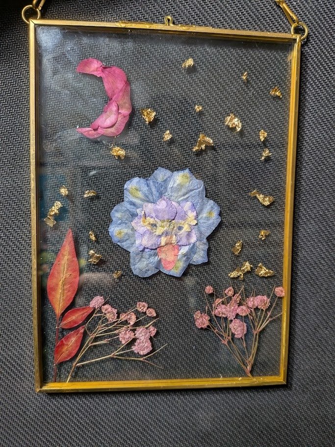 Ghastly In Lavender - Dried Pressed Florals On Glass product image (2)