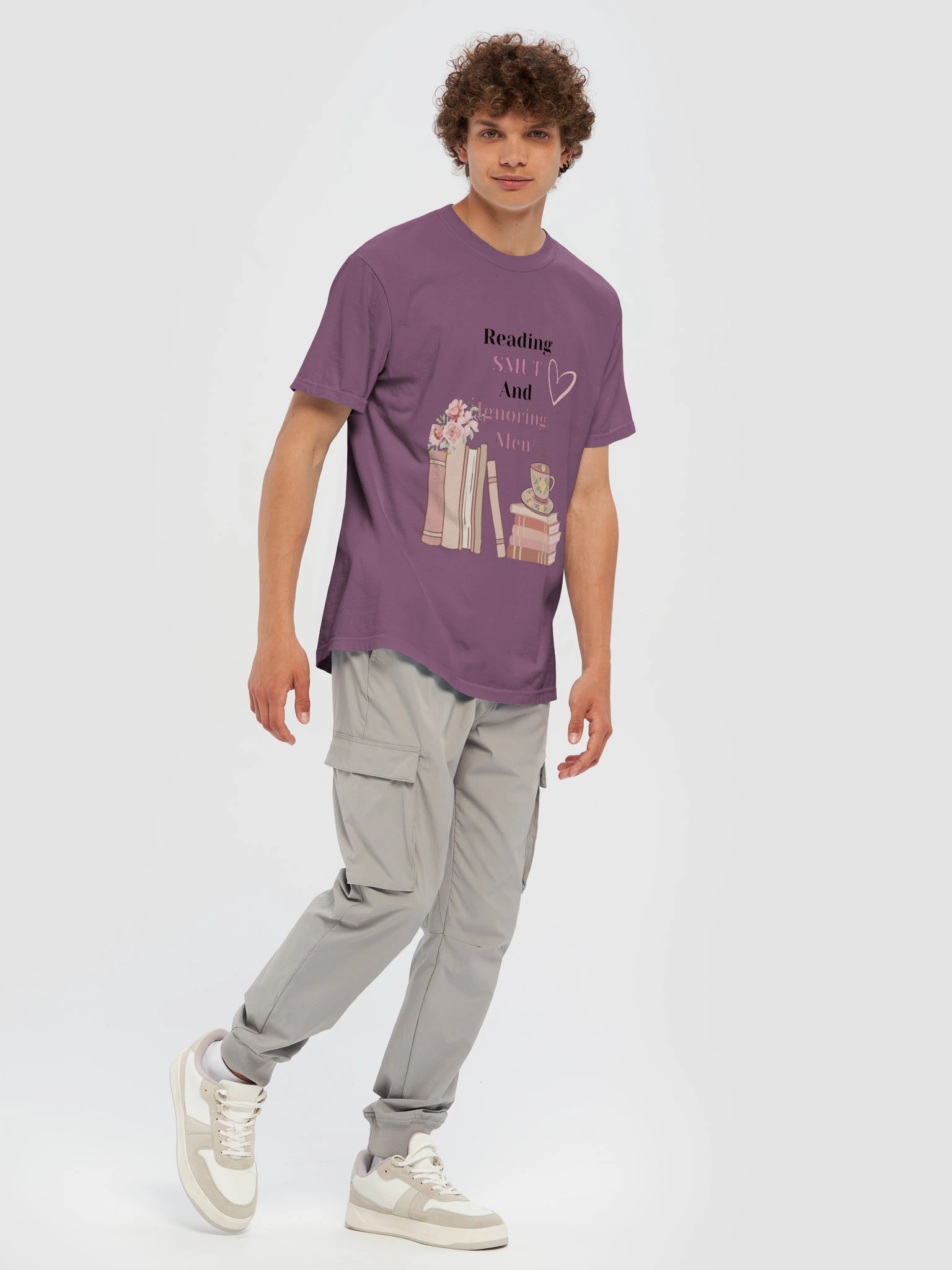 Reading Smut & Ignoring Men Tee product image (7)