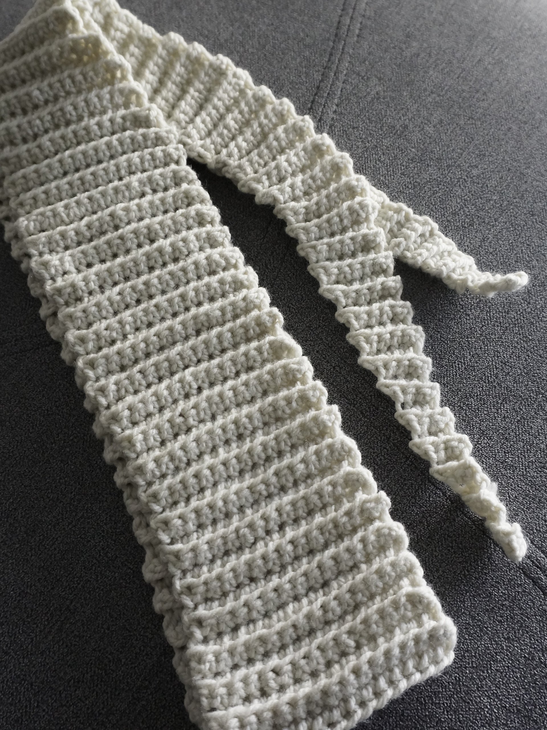 Ribbed thin scarf product image (3)