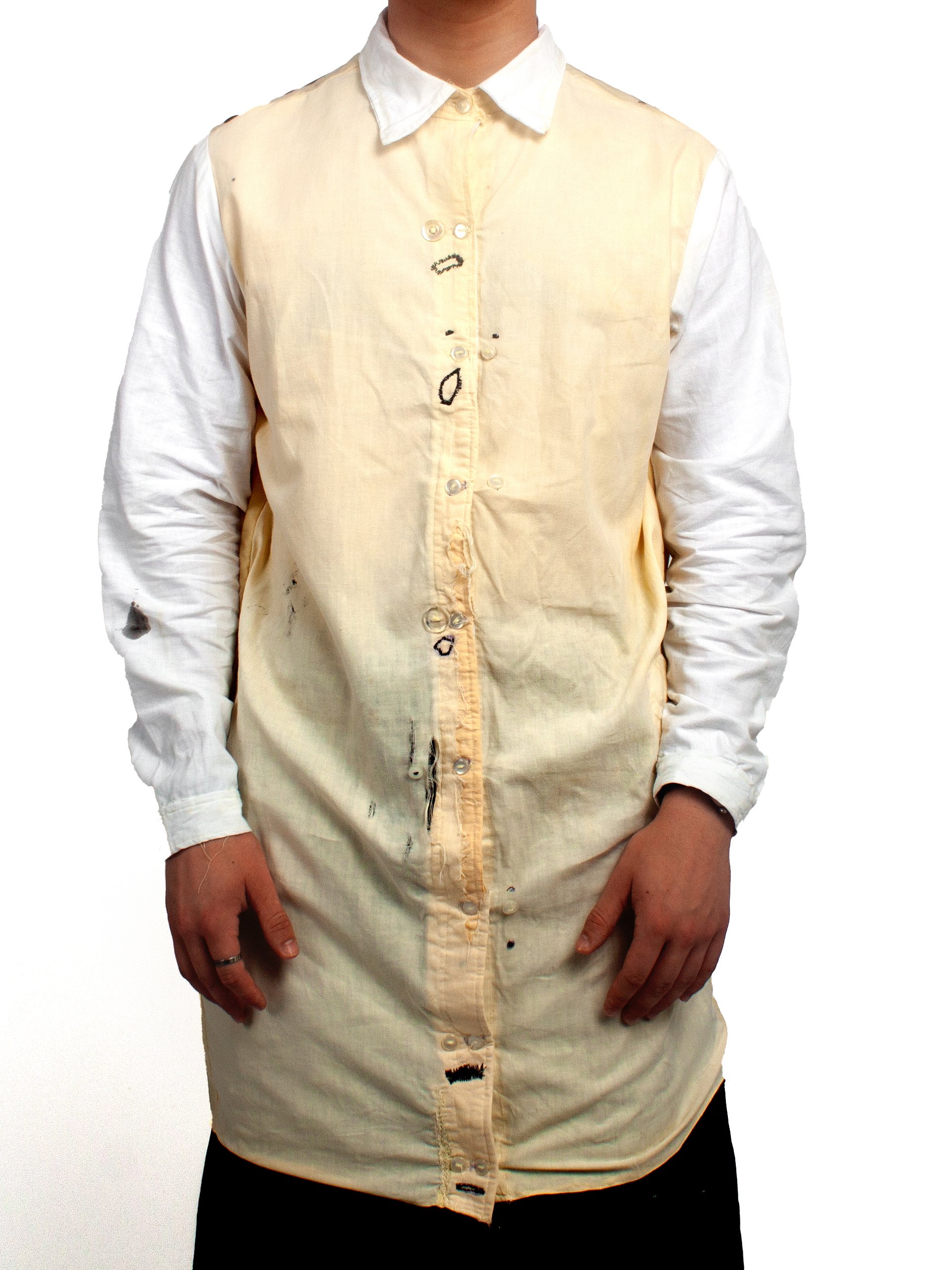 SCREAMING BUTTONS SHIRT M product image (1)