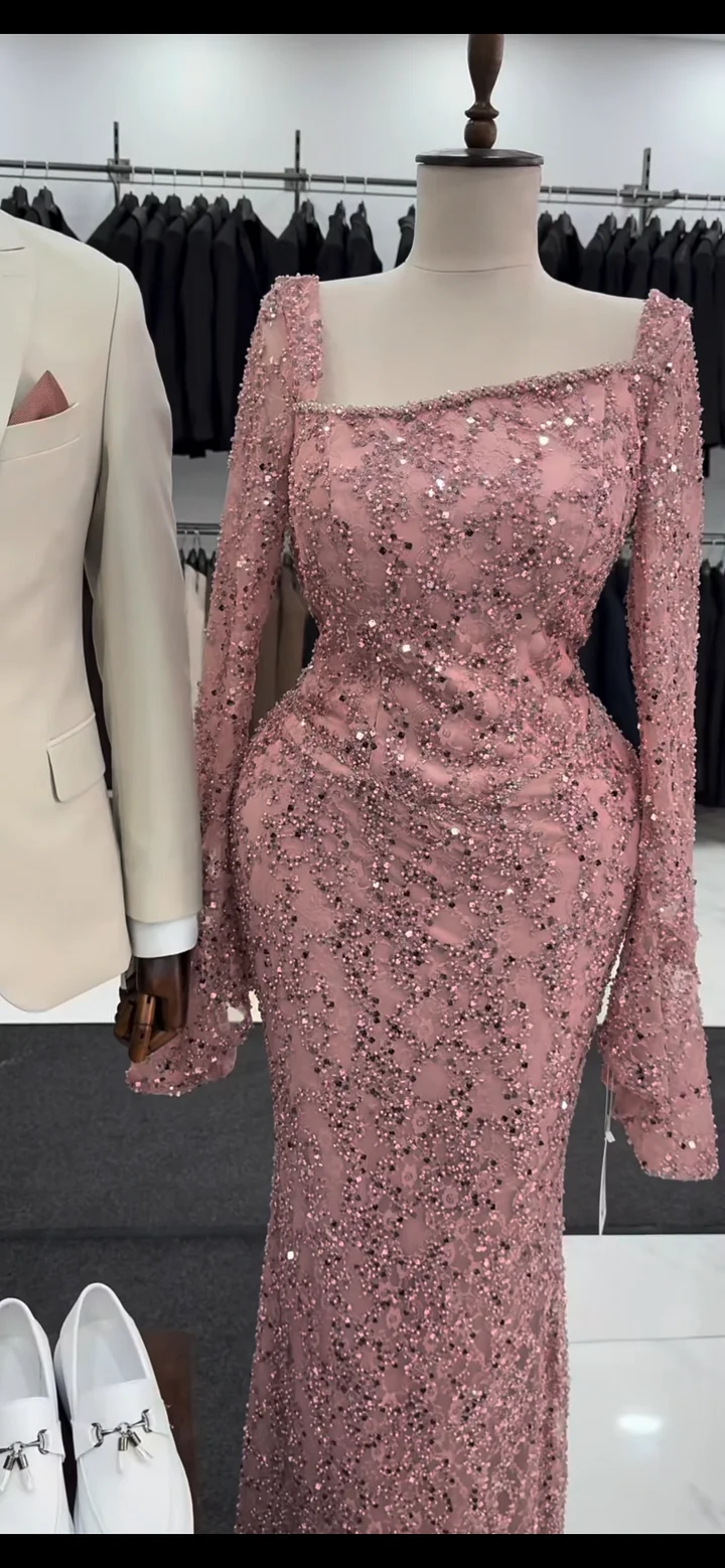 Luxury dress product image (1)