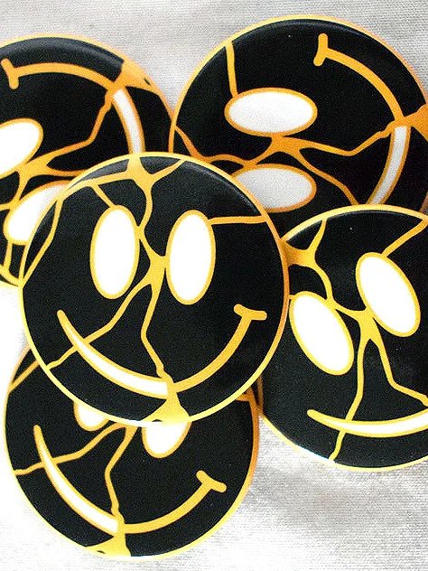 Kin® Button product image (2)