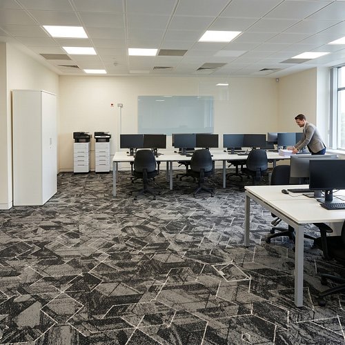 From old to bold.

Another completed project ✅🏢

900m² of commercial flooring in Milton Keynes — Balsan Matrix carpet tiles +...