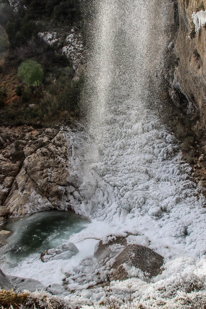 Fine Art Photography – Limited edition - Cascade de Clars, Frozen Enchantment, Alpes-de-Haute-Provence product image (1)