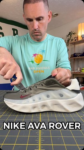 Review is up now!

#sneakers #nikes #nikeavarover #nikesneakers #shoes