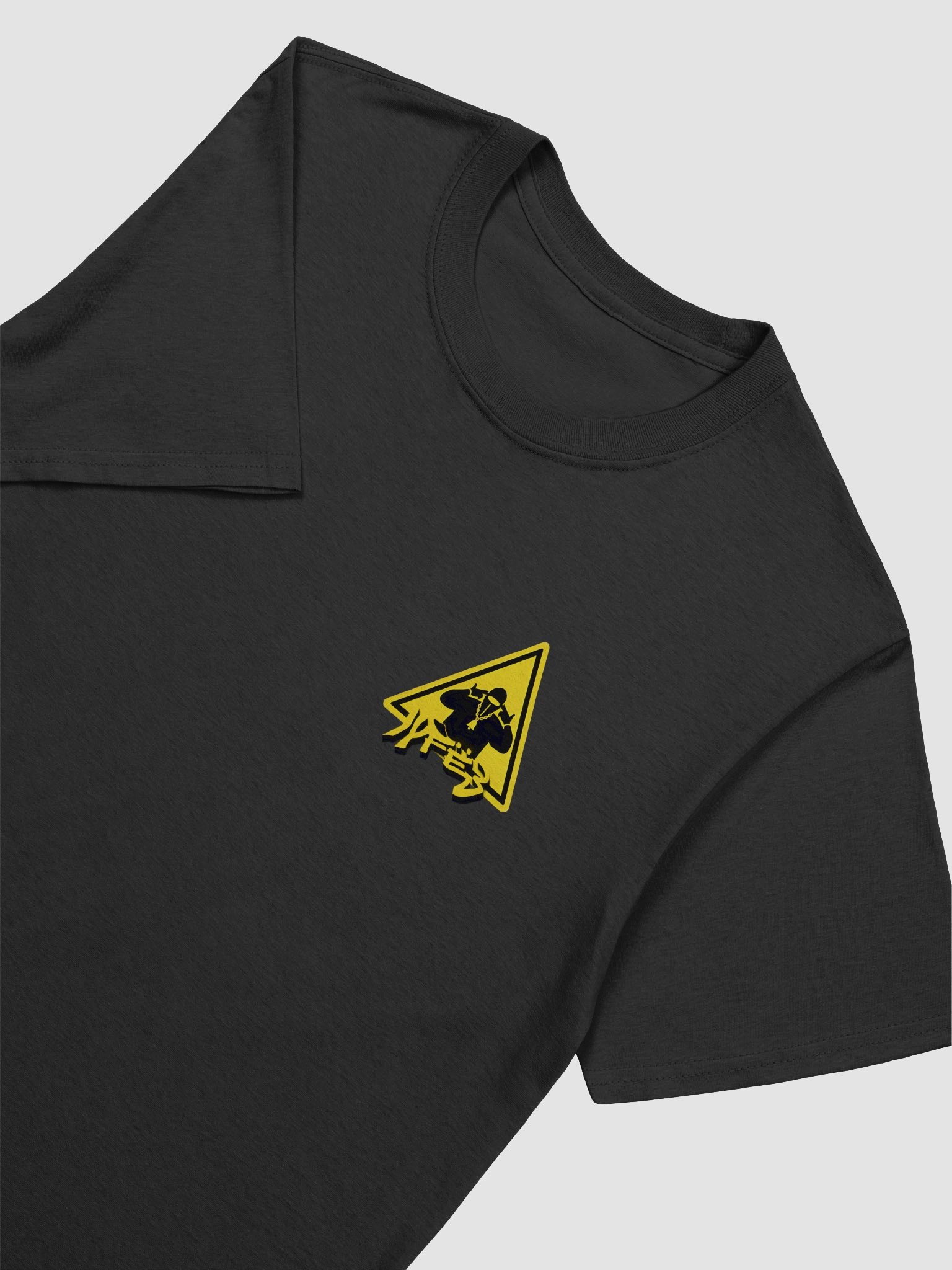 DANGEROUS SUMMER SIGN TEE product image (7)