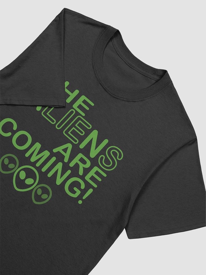 The Aliens Are Coming! - Green - Gildan Unisex Softstyle T-Shirt product image (1)
