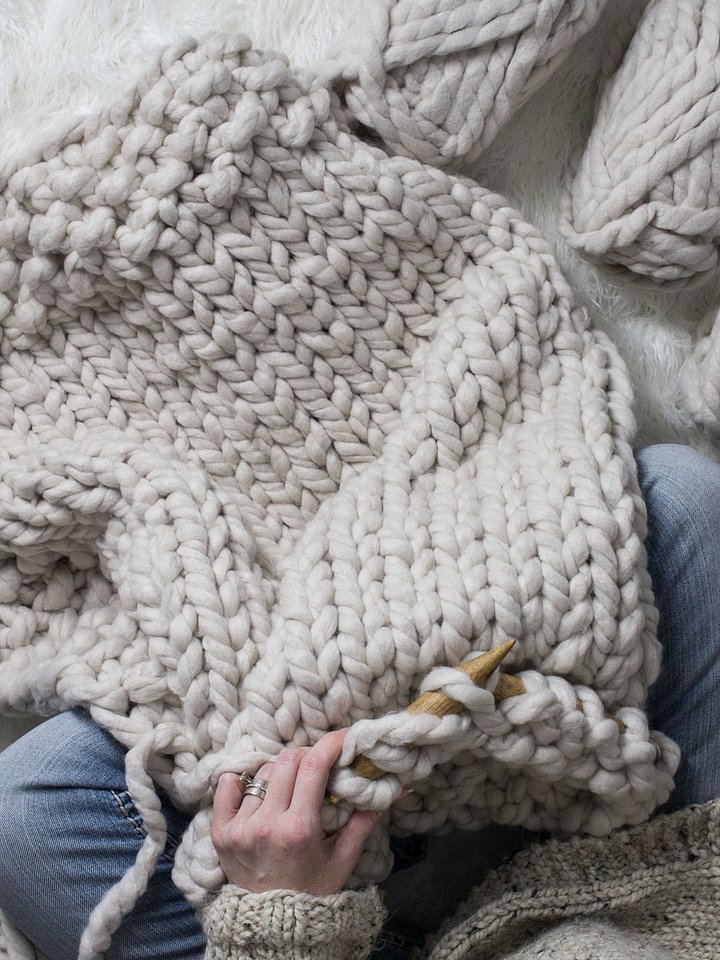 Jumbo Knit Throw Blanket - Snuggled Up product image (1)