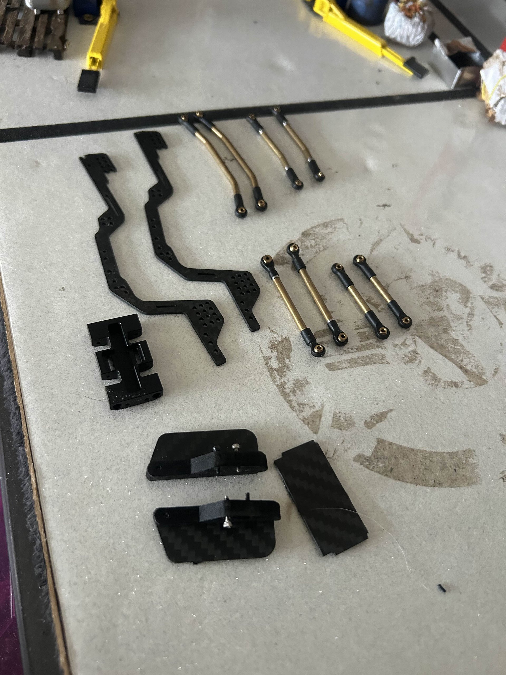Athos chassis w/ links product image (1)