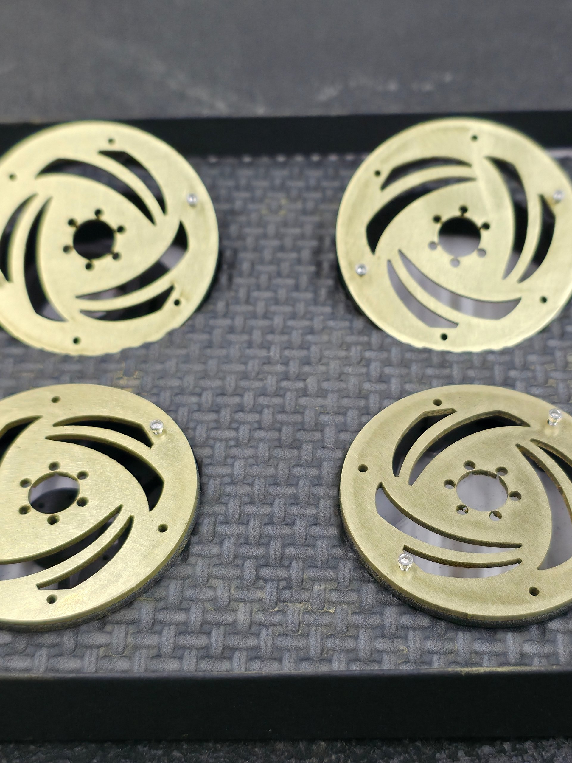 Va lowrider & Mofo rc collaboration ridgebeast 1.8s product image (5)