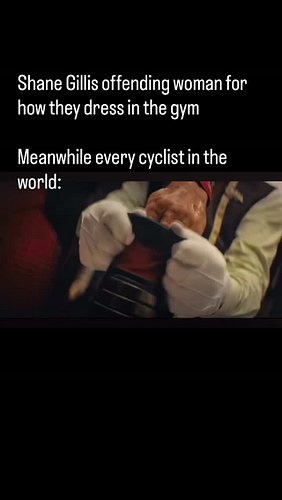 We do like it very tight in this sport.. except for the weapons..
.
.
Follow @cyclistetouriste !