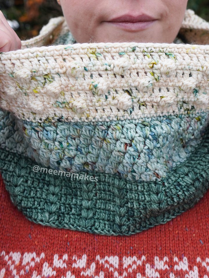 Evergreen Cowl/Infinity Scarf Pattern product image (1)