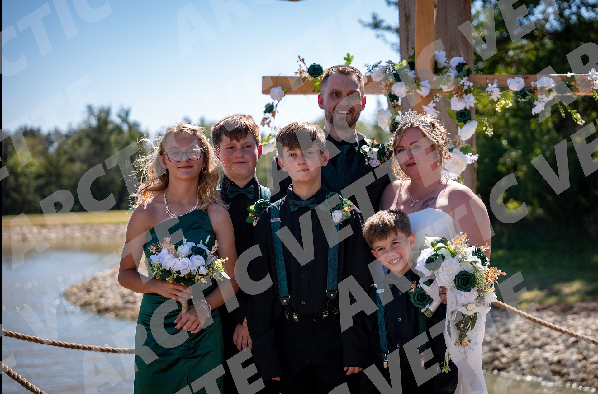 Arctic Vette Family Wedding Photo 1 product image (1)
