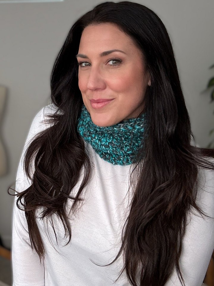 Everfrost Cowl product image (1)