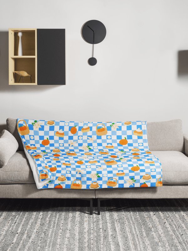Oranges and Sweets Pattern Throw Blanket product image (5)