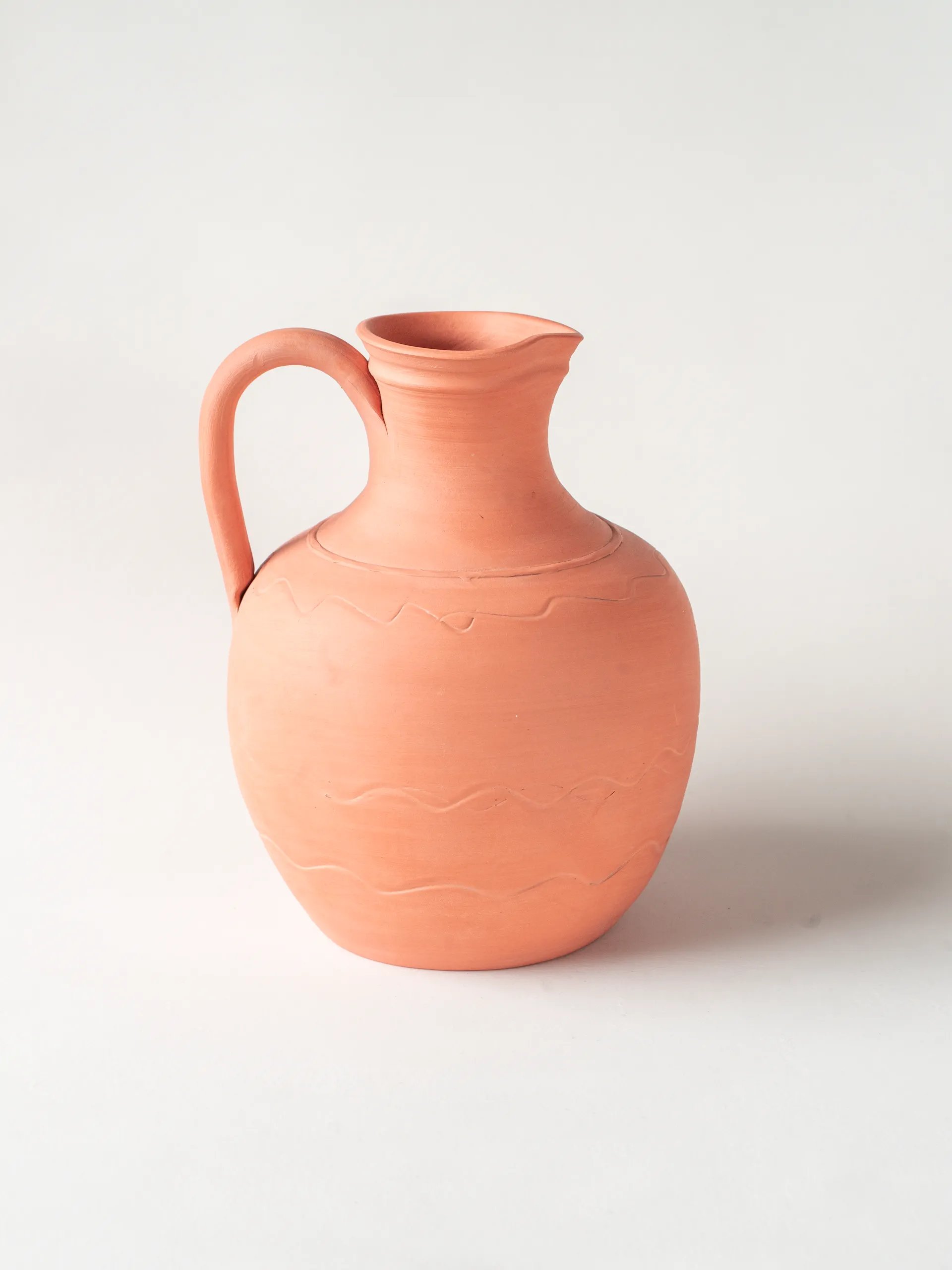 Wave Jug II product image (1)