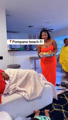 Moun Pompano beach yo anvayi machann lan. Li bay nimewo a nan fen videyo a dirafashion5 on TikTok.