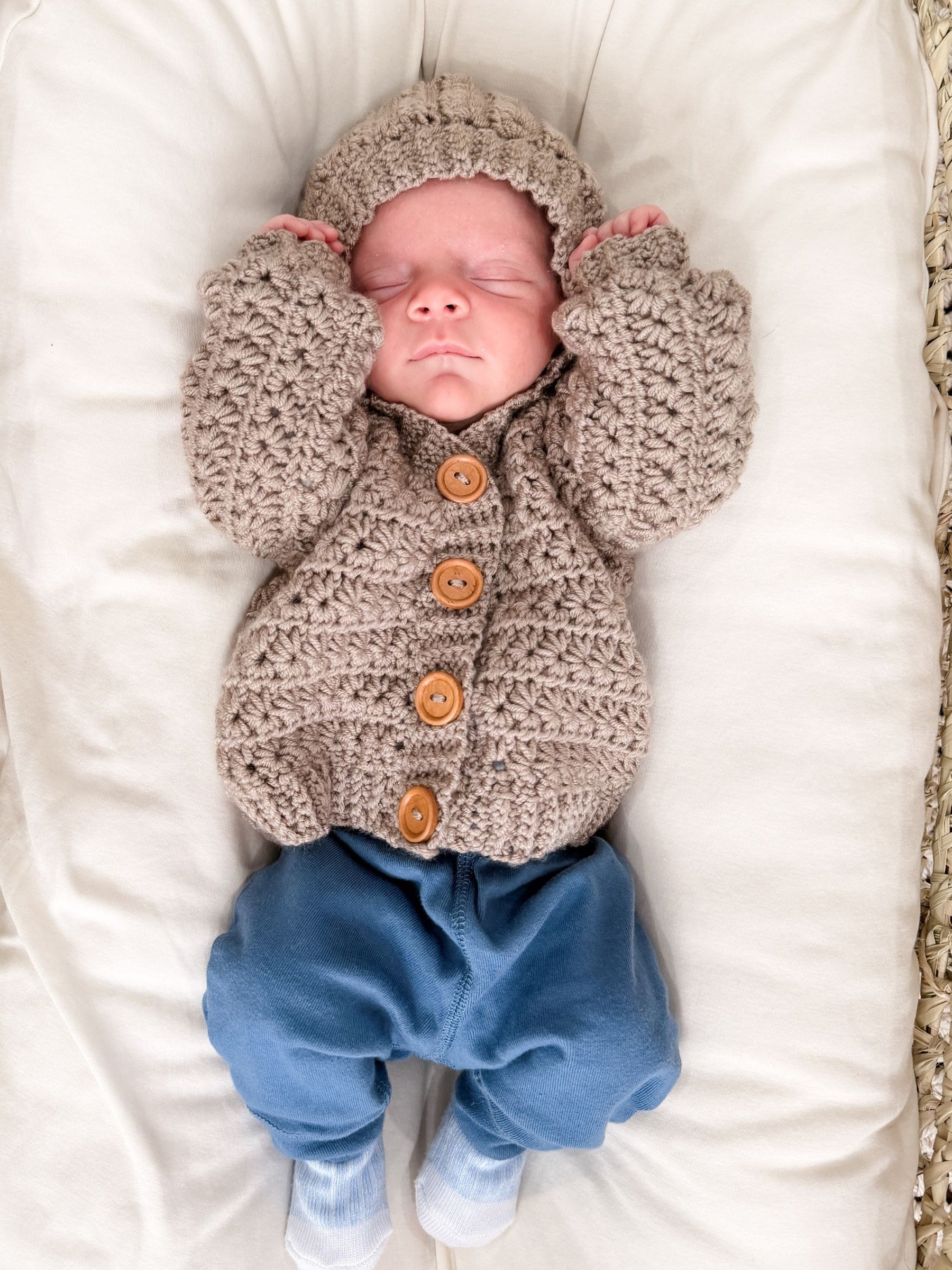Mini Star Stitch Cardigan Crochet Pattern product image (9)