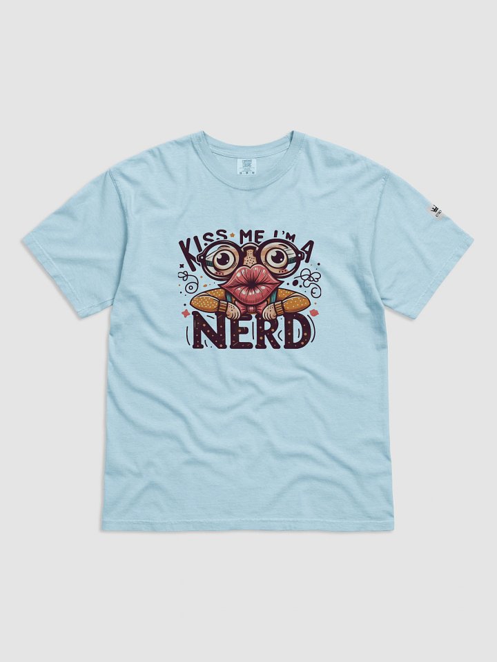 Kiss Me I’m a Nerd Graphic T-Shirt product image (1)