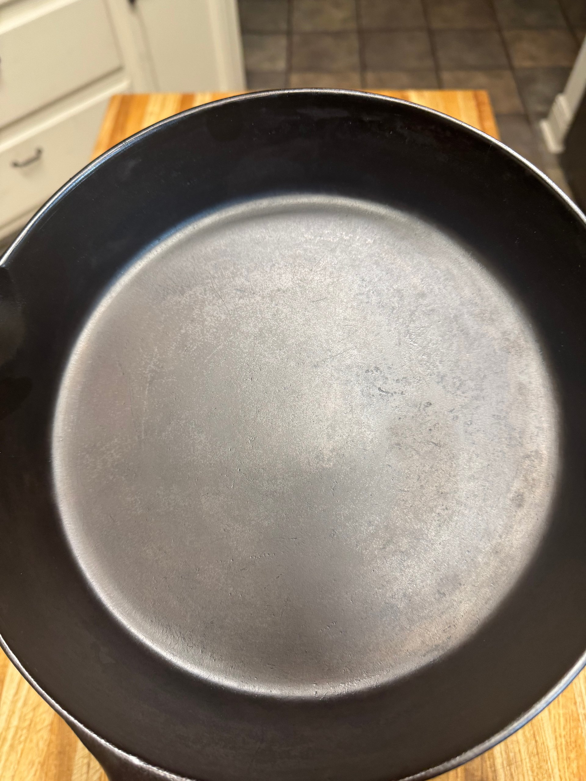 Vintage Griswold #8 SBL Skillet (SOLD) product image (4)