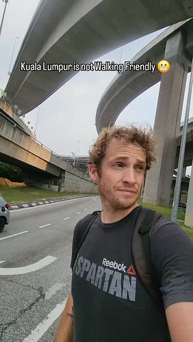 Kuala Lumpur is NOT Walking Friendly! 🚶🇲🇾

The Sidewalks Just... Ended

I kept trying to explore Kuala Lumpur on foot... and ...