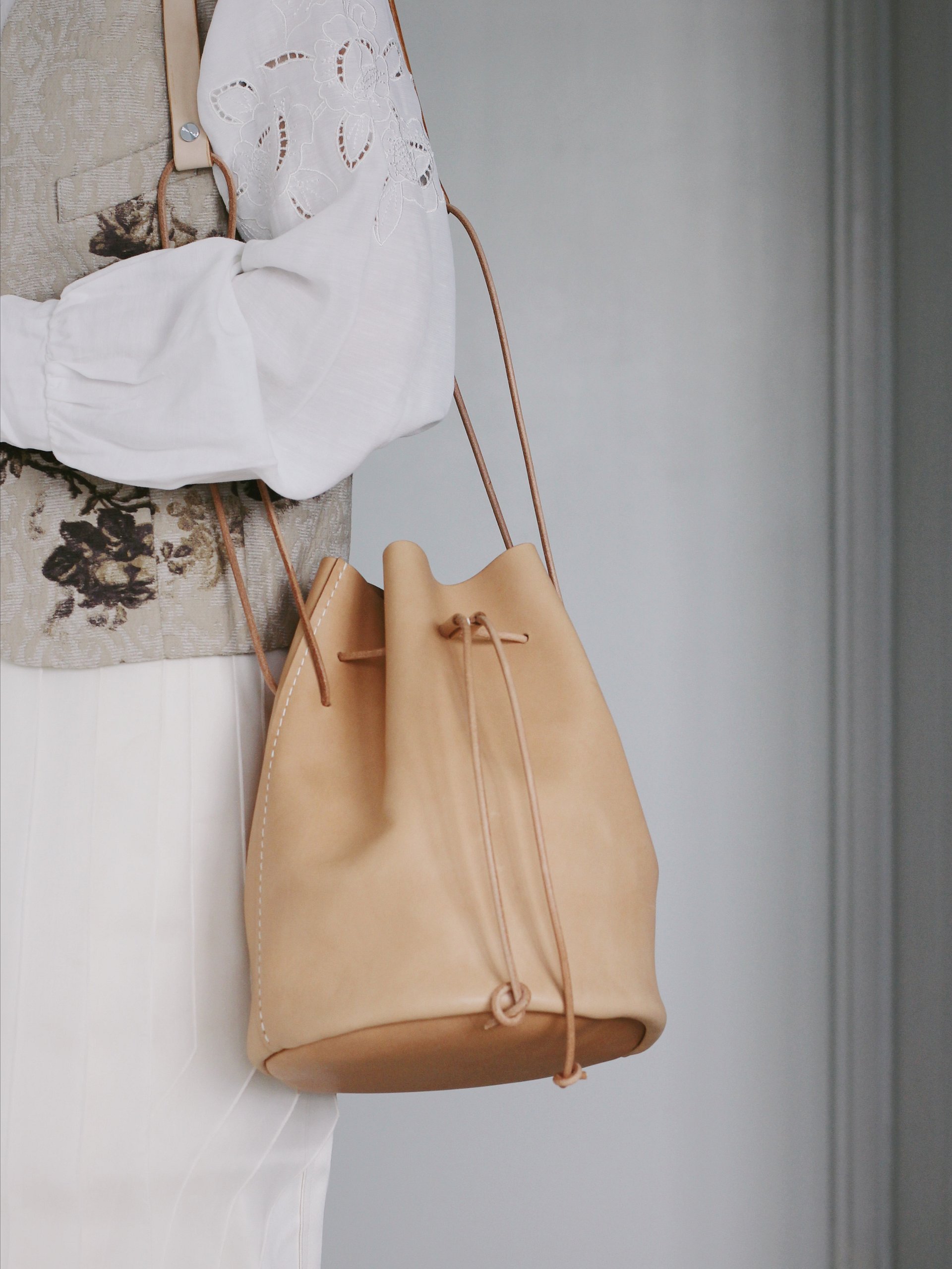 Vegetable Tanned Leather Drawstring Bucket Bag product image (5)