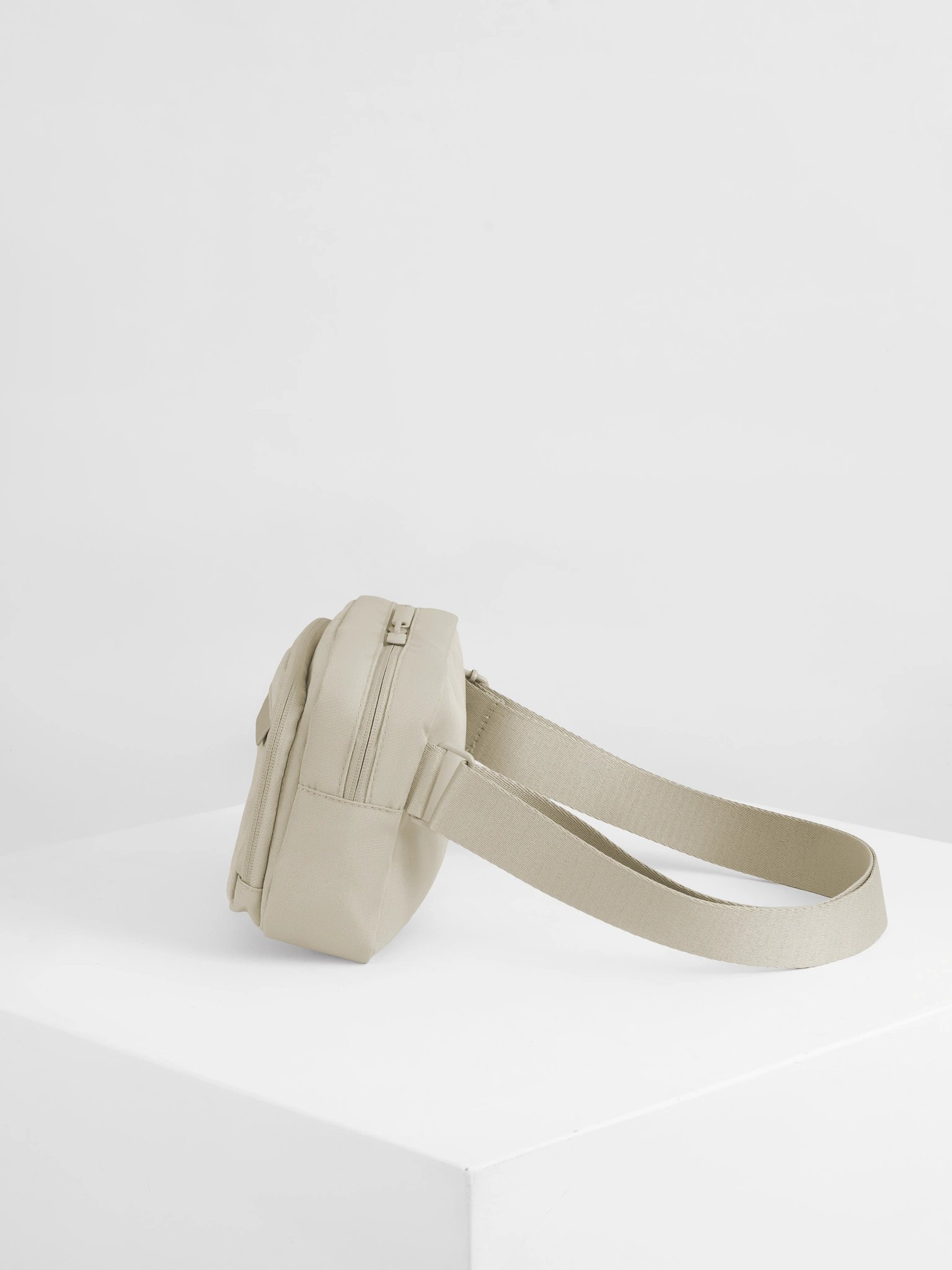 CHI or DIE Fancy Crossbody Bag product image (5)