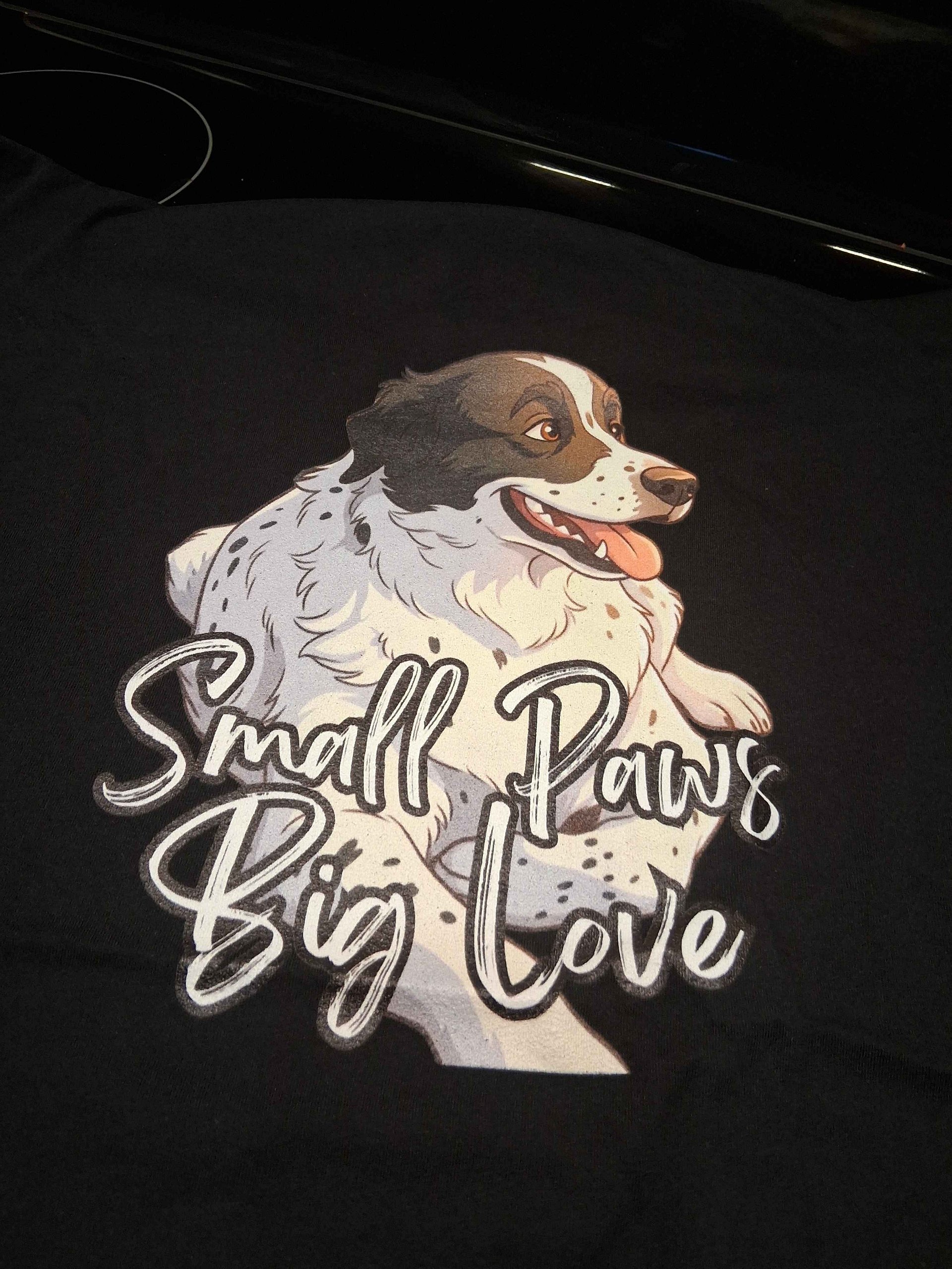 Small Paws Big Love Shirt product image (3)