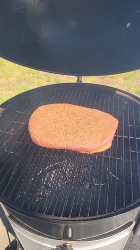 It's BBQ test kitchen day. 

Ribs: @gulfcoastsmokebbq 
Pork: @heathrilesbbq 
Brisket: @gulfcoastsmokebbq 
Charcoal: @thegoodc...