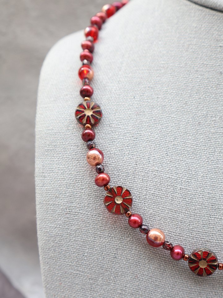 Burgundy Freshwater Pearl Necklace product image (2)