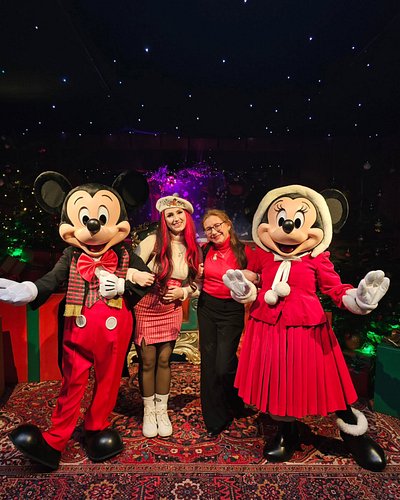 The most magical start to the holiday season with Motherknight and Disney! Disney events are always ✨️ incredible ✨️ and this...