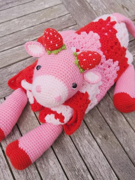 Strawberry Cow Crochet Baby Blanket Pattern - Amigurumi Afghan PDF Pattern - Crafting Happiness product image (8)