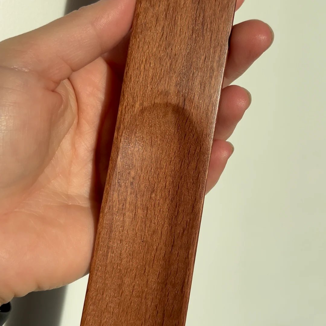 Minimalist Magnetic Shoehorn with Wall Mount product image (7)