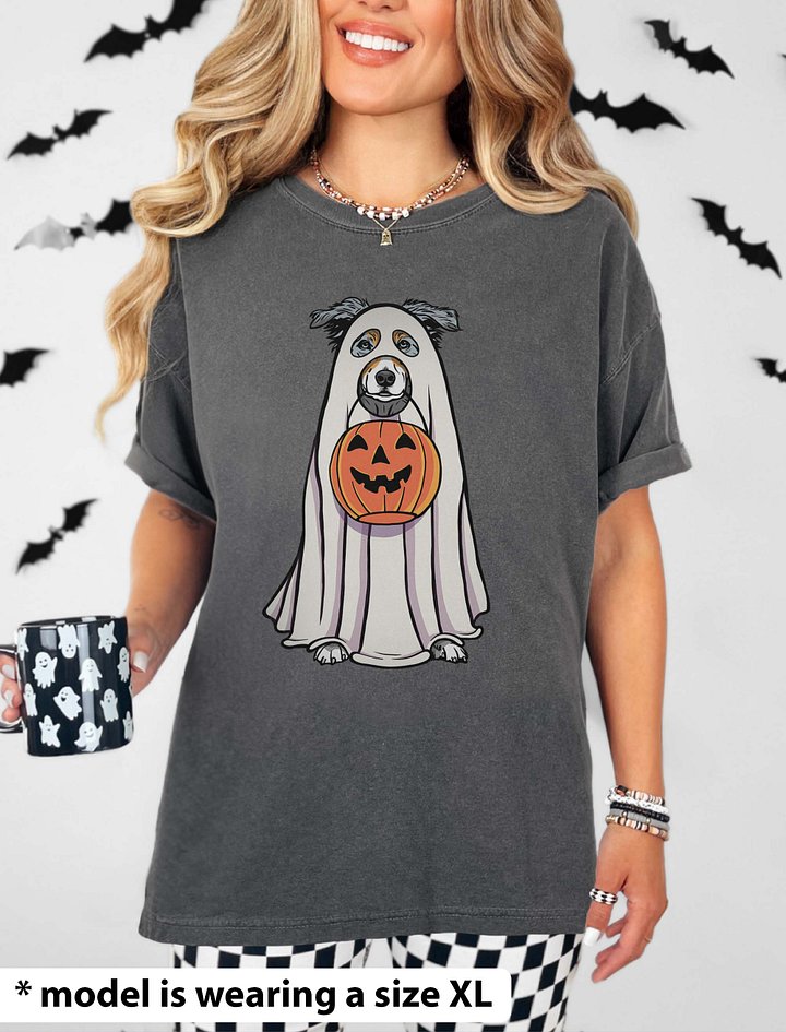 Funny Halloween Australian Shepherd(Blue Merle)T-Shirt | Funny Aussie Wearing a Ghost Costume and Holding a Pumpkin Basket product image (2)