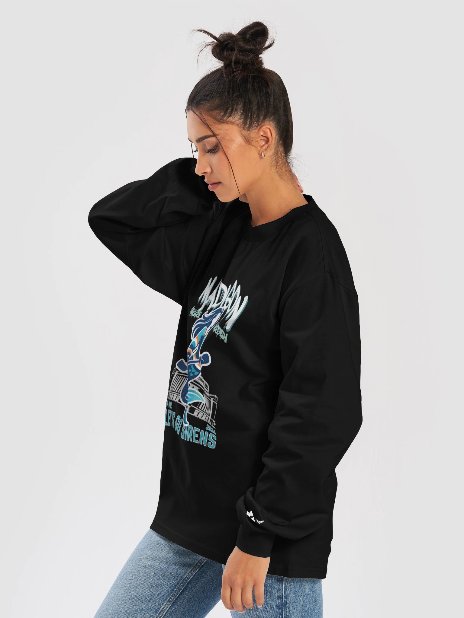 Madison Square Garden Long-Sleeve Tee product image (7)