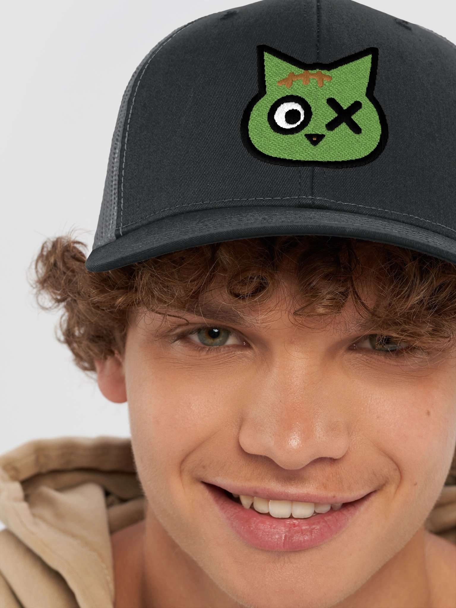 Nyanbie Zombie Cat Embroidered Snapback Trucker Hat product image (31)