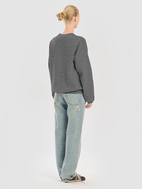 Photo showing Gildan Classic Crewneck Sweatshirt