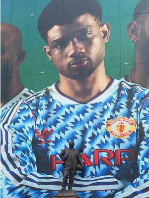 Red Flag Flying High #manutdthereligion 