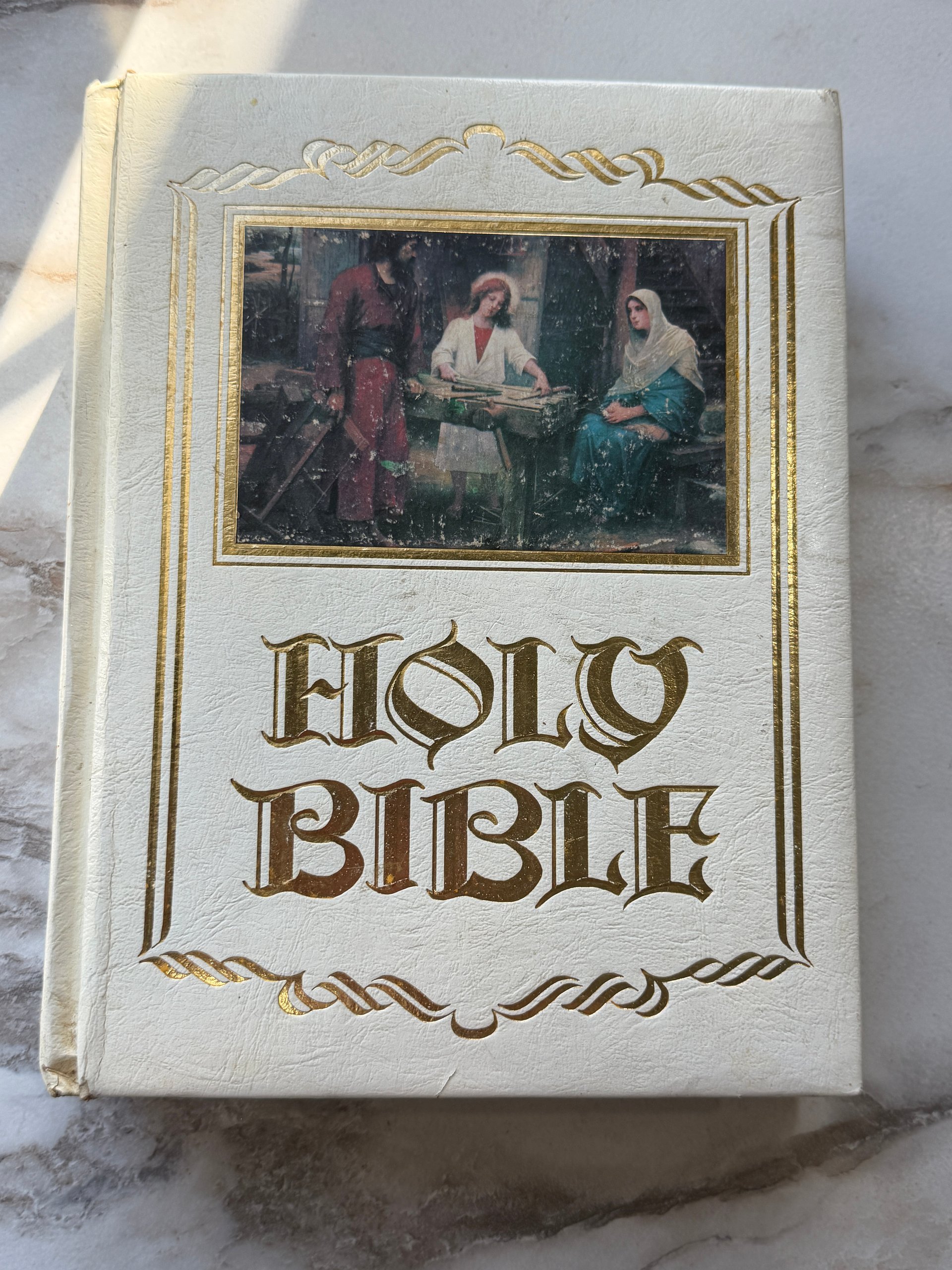 1976 | Holy Bible | King James Version | Keepsake Edition | White & Gold Hardcover | Today, Inc. product image (1)