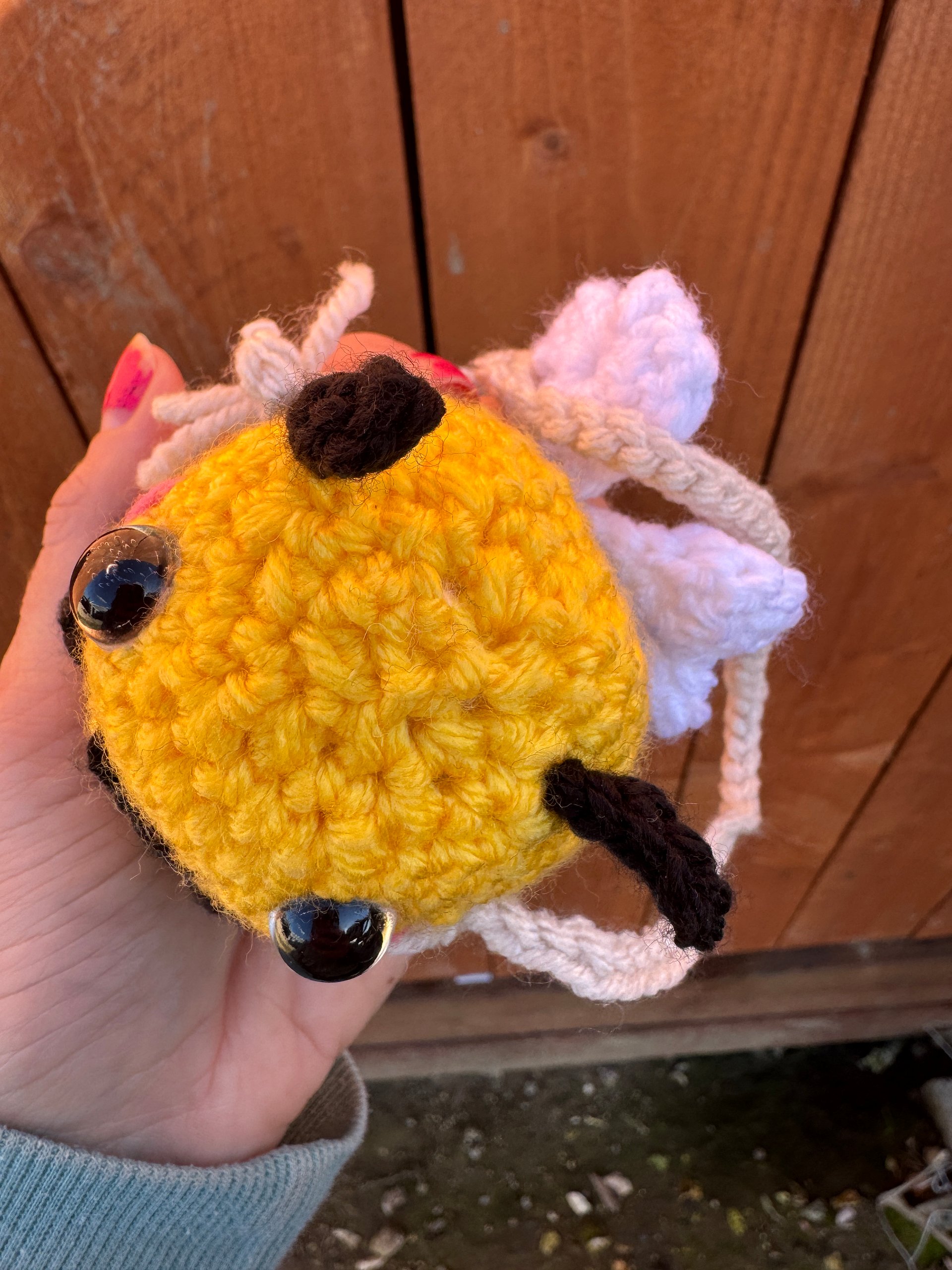 Swinging Bumble Bee Crochet Pattern product image (3)