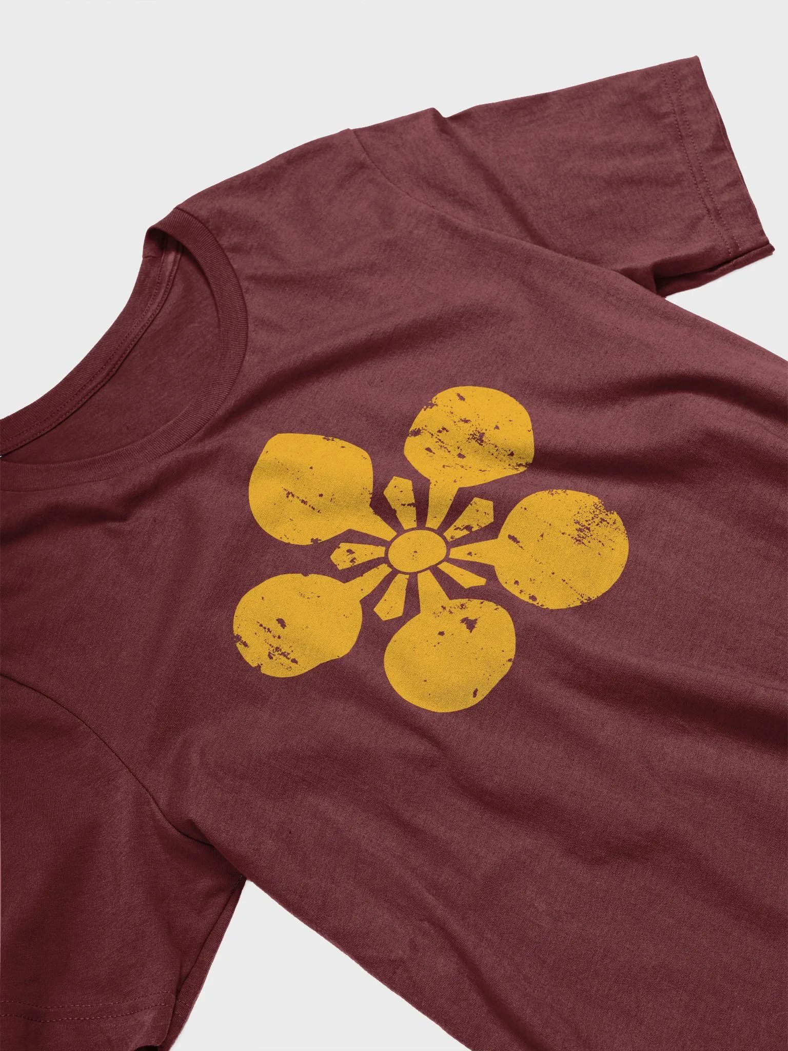 Maeda Clan Mon Premium Soft Tee product image (1)