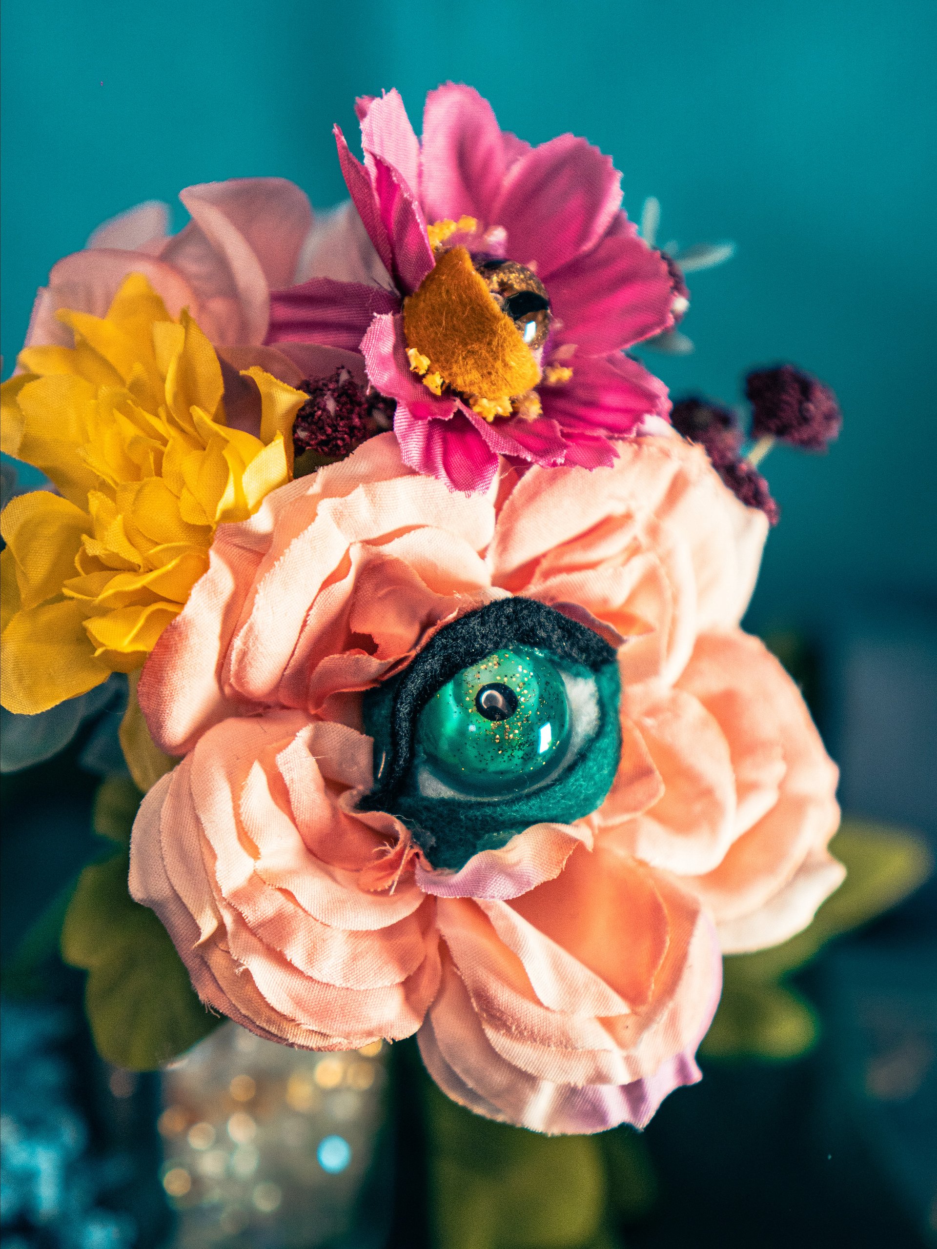 Floral bouquet product image (1)