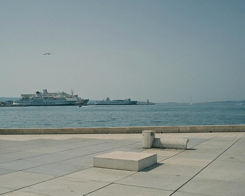 Split
.
.
#softminimalism #portra400 #landscapearchitecture #35mm #architecturephotographer #fujifilm #fujifilmx100vshooters#...