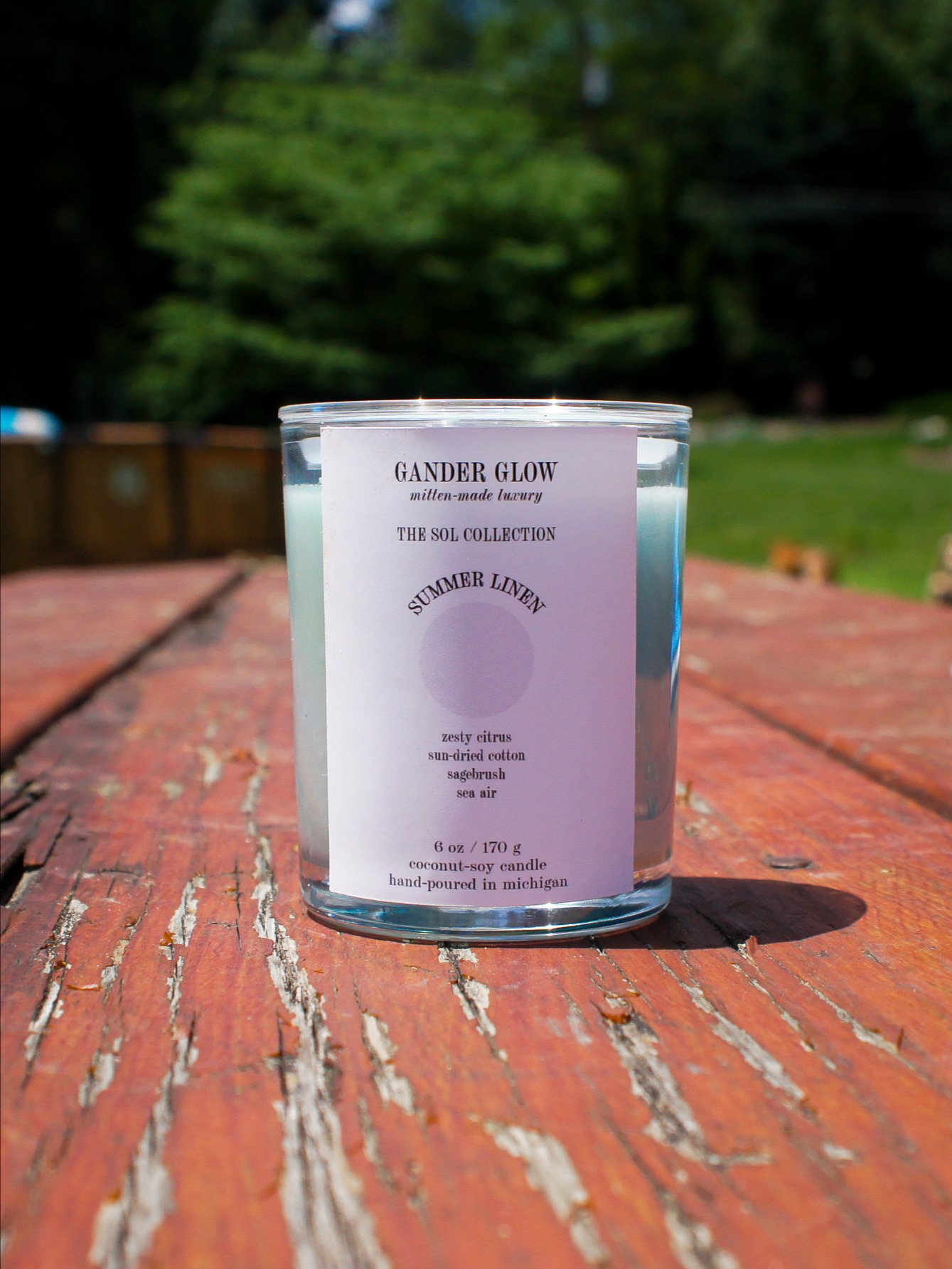 Summer Linen Scented Coconut-Soy Wax Candle product image (2)