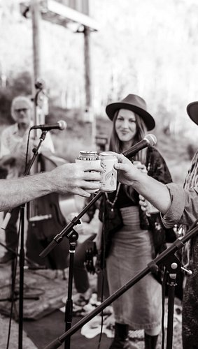 All the moments.
•
#live #music #food