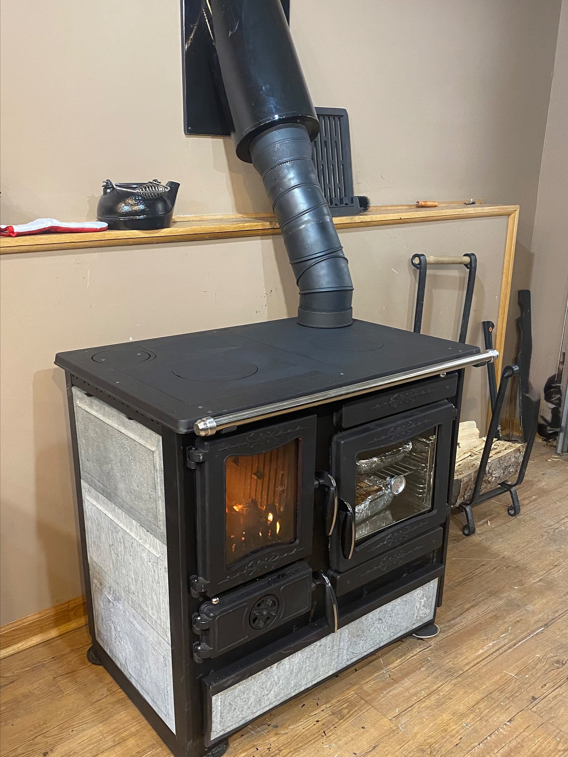 Guliver Wood Burning Cook Stove by Guca Soapstone Left Hand Flue product image (4)